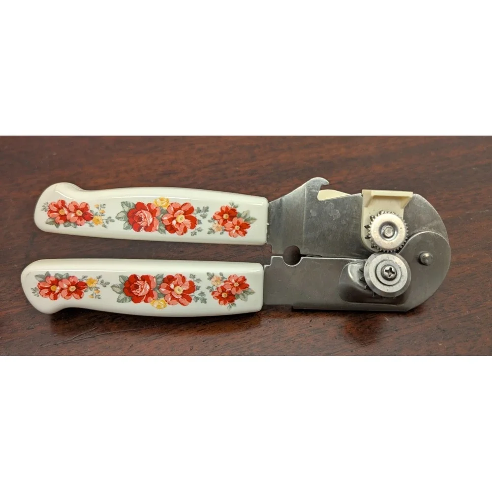 Pioneer Woman Floral Polka Dot Salt Pepper Shakers Can Opener Kitchen Lot 3pc